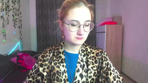 Elsa  online show from 01-14-25, 03:01