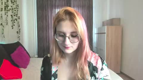 Elsa  online show from 01-29-25, 07:04