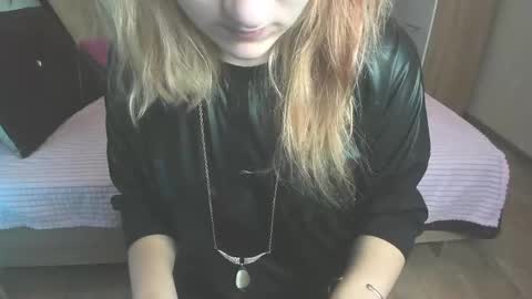 Elsa  online show from 02-13-25, 04:00