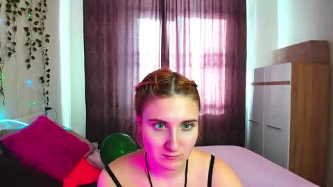 Elsa  online show from 02-15-25, 06:55