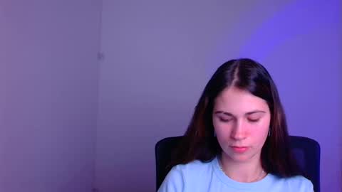 Elsa online show from 01-19-25, 10:49