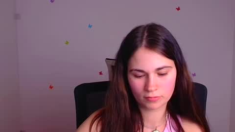 Elsa online show from 02-21-25, 10:48
