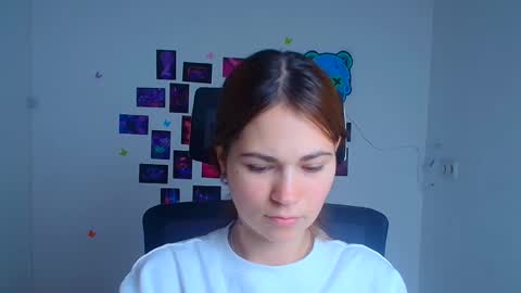 Elsa online show from 11-18-25, 06:51