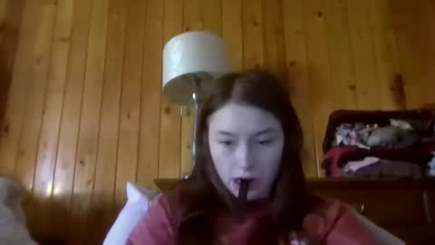 Snapshot of elsierain469 chatting on 11-12-25, 07:57 Elsie Rain online show from 11-12-25, 07:57