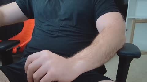 Snapshot of eltanke2206 chatting on 02-24-26, 07:45 alexgarg online show from 02-24-26, 07:45