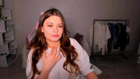 Snapshot of elunaseduces chatting on 11-04-25, 03:22 Luna online show from 11-04-25, 03:22