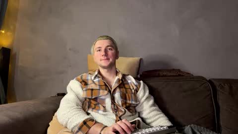 Snapshot of elvin_vaenight chatting on 11-20-25, 10:53 Elvin Vaenight online show from 11-20-25, 10:53