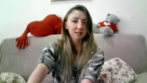 ElvinaSweet online show from 09-19-25, 06:15