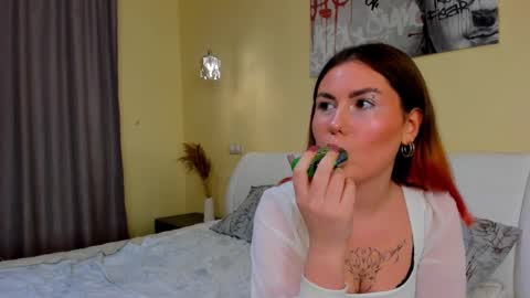 Belle online show from 02-08-25, 12:17