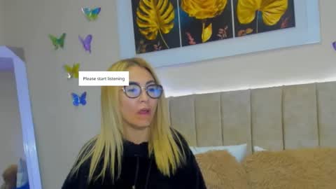 Snapshot of ema_garciaa chatting on 09-23-25, 02:42 ema garcia online show from 09-23-25, 02:42