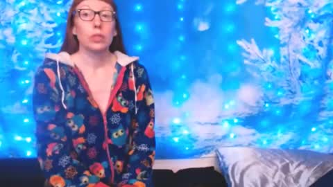 Ember Starleena online show from 01-21-25, 02:05
