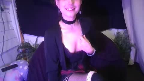 Ellie online show from 12-03-24, 01:30