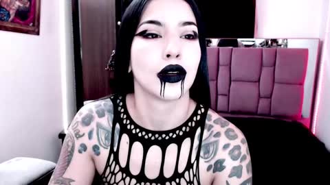 Emerald Black online show from 01-20-25, 09:03