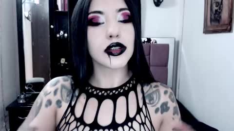 Emerald Black online show from 10-17-25, 07:11