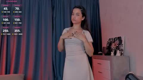 Emelia online show from 10-10-25, 08:19