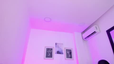 emelie_89 online show from 12-24-24, 03:26