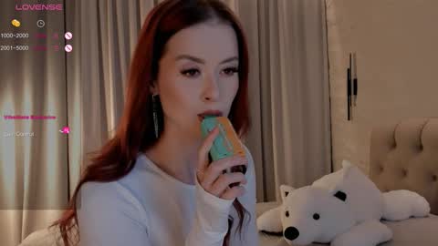 Emeli online show from 10-22-25, 05:41