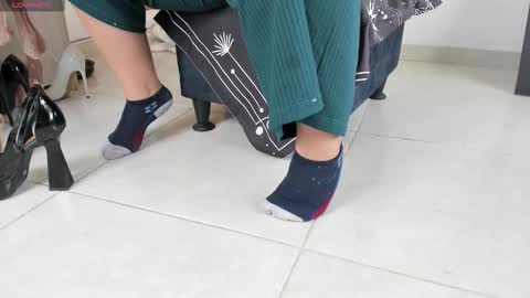 Emely   online show from 11-01-25, 06:32