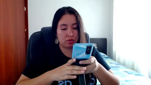 emely_sexx online show from 09-08-25, 04:50