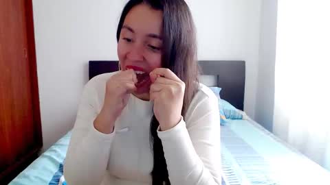 emely_sexx online show from 10-16-25, 06:31