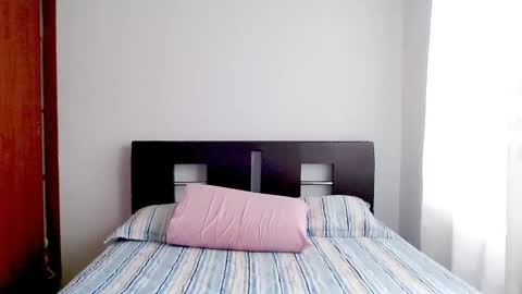 emely_sexx online show from 11-28-25, 05:04