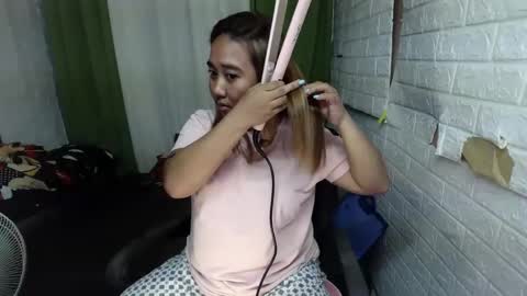 Emely online show from 03-11-25, 11:23