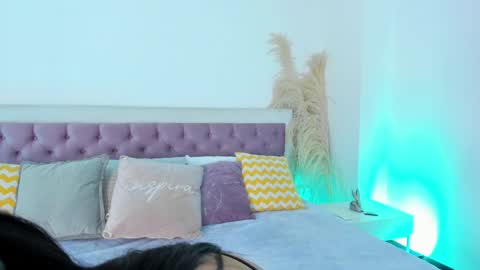 Emy online show from 12-06-24, 07:56