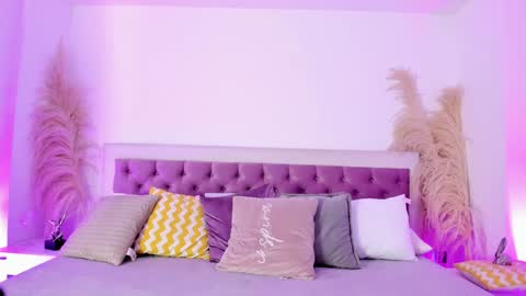 Emy online show from 12-09-24, 06:57