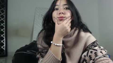 Snapshot of emiantonella_ chatting on 01-14-26, 03:01 Antonella online show from 01-14-26, 03:01