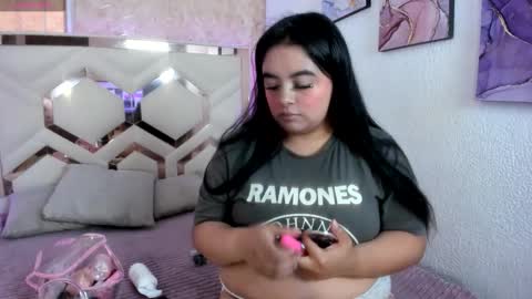 Emily online show from 11-07-25, 07:25