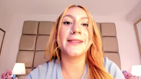 EMILY ROBERTS online show from 01-22-25, 10:59