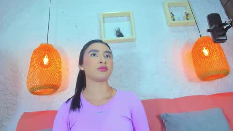 Emily online show from 11-06-25, 12:06