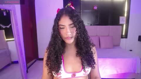 Emily Smith online show from 09-20-25, 07:26