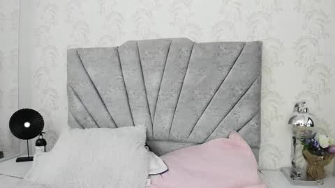 Emily online show from 10-23-25, 09:30