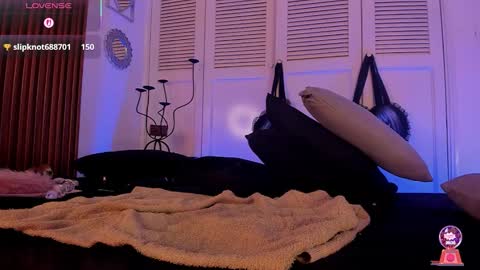   online show from 02-15-26, 07:51