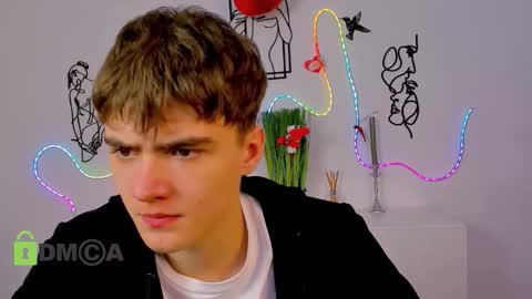 Snapshot of emil_lucky chatting on 02-13-26, 12:12 emil_lucky online show from 02-13-26, 12:12