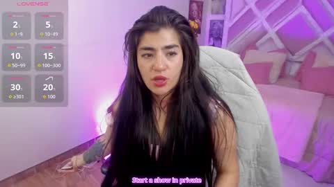 emilayton_ online show from 09-23-25, 07:50