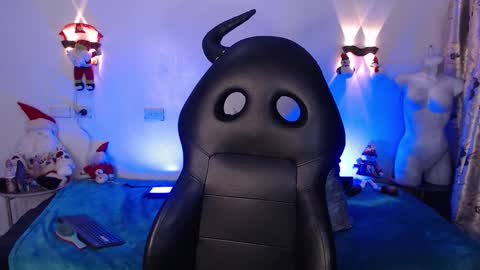 Emili roux online show from 12-13-25, 07:53