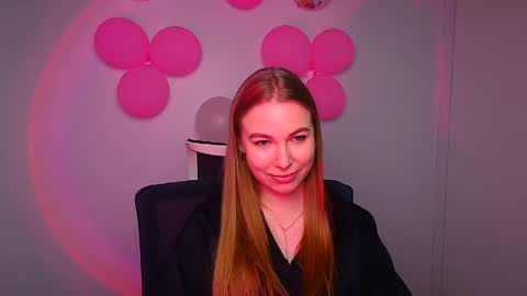 Emilia online show from 02-24-25, 03:20