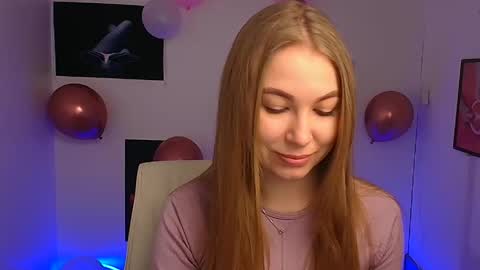 Emilia online show from 02-26-25, 06:04
