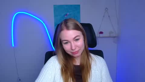 Snapshot of emilia_ilia chatting on 02-04-26, 07:03 Emilia online show from 02-04-26, 07:03