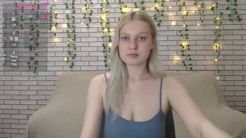 Amili online show from 02-16-25, 04:53