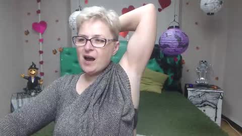 Snapshot of emiliagree chatting on 11-10-25, 06:07 EmiliaGree online show from 11-10-25, 06:07