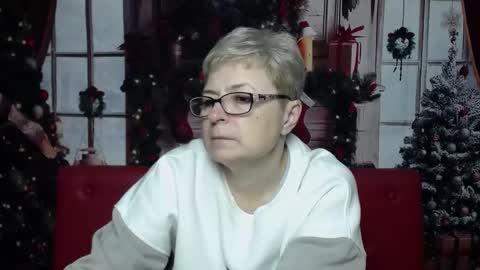 EmiliaGree online show from 01-06-26, 06:11