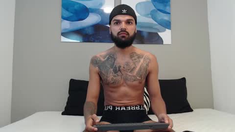 Snapshot of emilio_wolf chatting on 01-07-25, 08:56 EMILIO online show from 01-07-25, 08:56