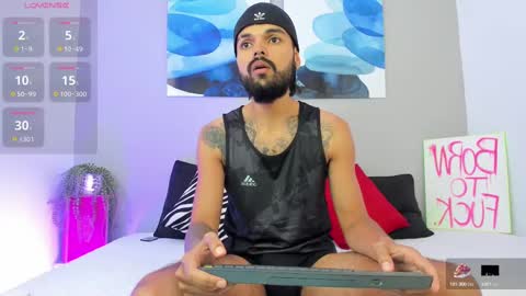 Snapshot of emilio_wolf chatting on 02-18-25, 06:47 EMILIO online show from 02-18-25, 06:47