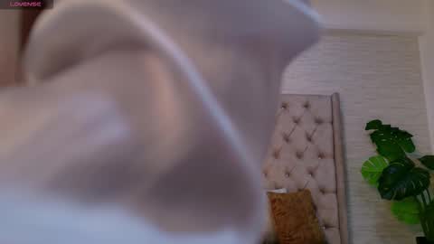 emilirosses online show from 10-07-25, 11:40