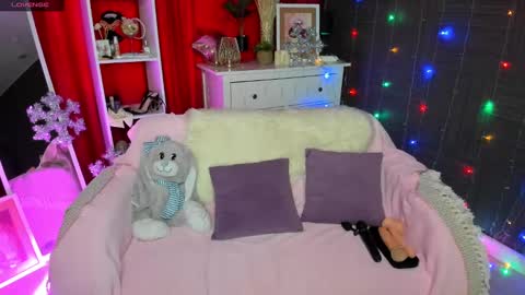 Snapshot of emiliyaqueen chatting on 12-27-24, 05:09 Emiliya online show from 12-27-24, 05:09