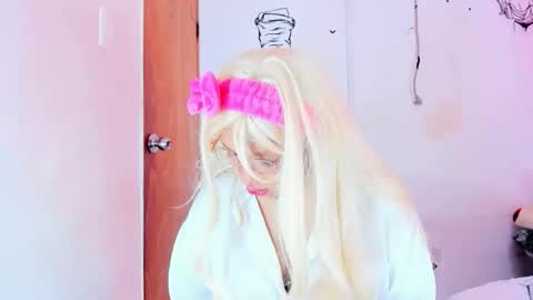 Snapshot of emilly_coper18 chatting on 03-13-26, 02:34 emily online show from 03-13-26, 02:34