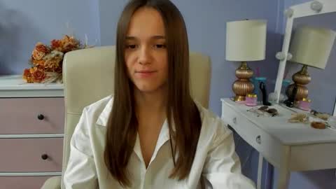 Emilly online show from 02-28-26, 07:42